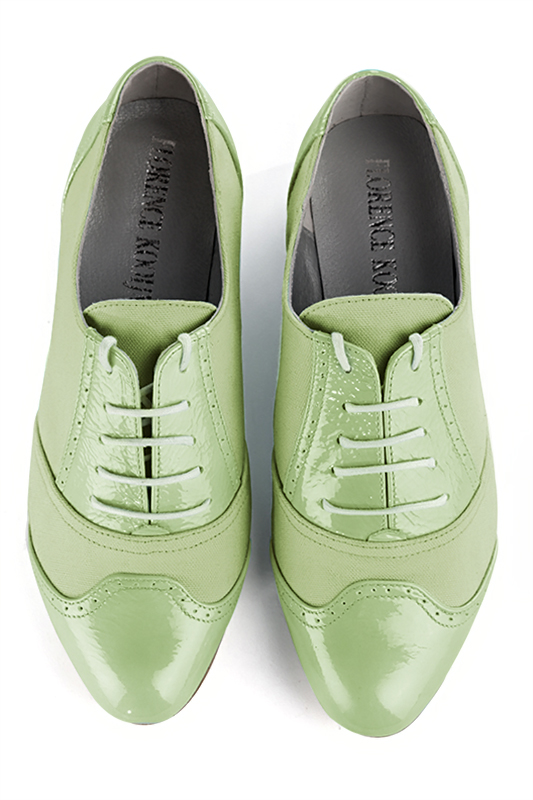 Meadow green women's fashion lace-up shoes. Round toe. Flat leather soles. Top view - Florence KOOIJMAN
